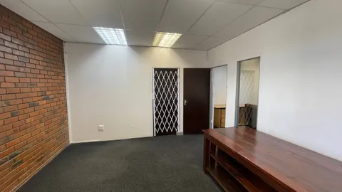 Office to let in Midrand (7)